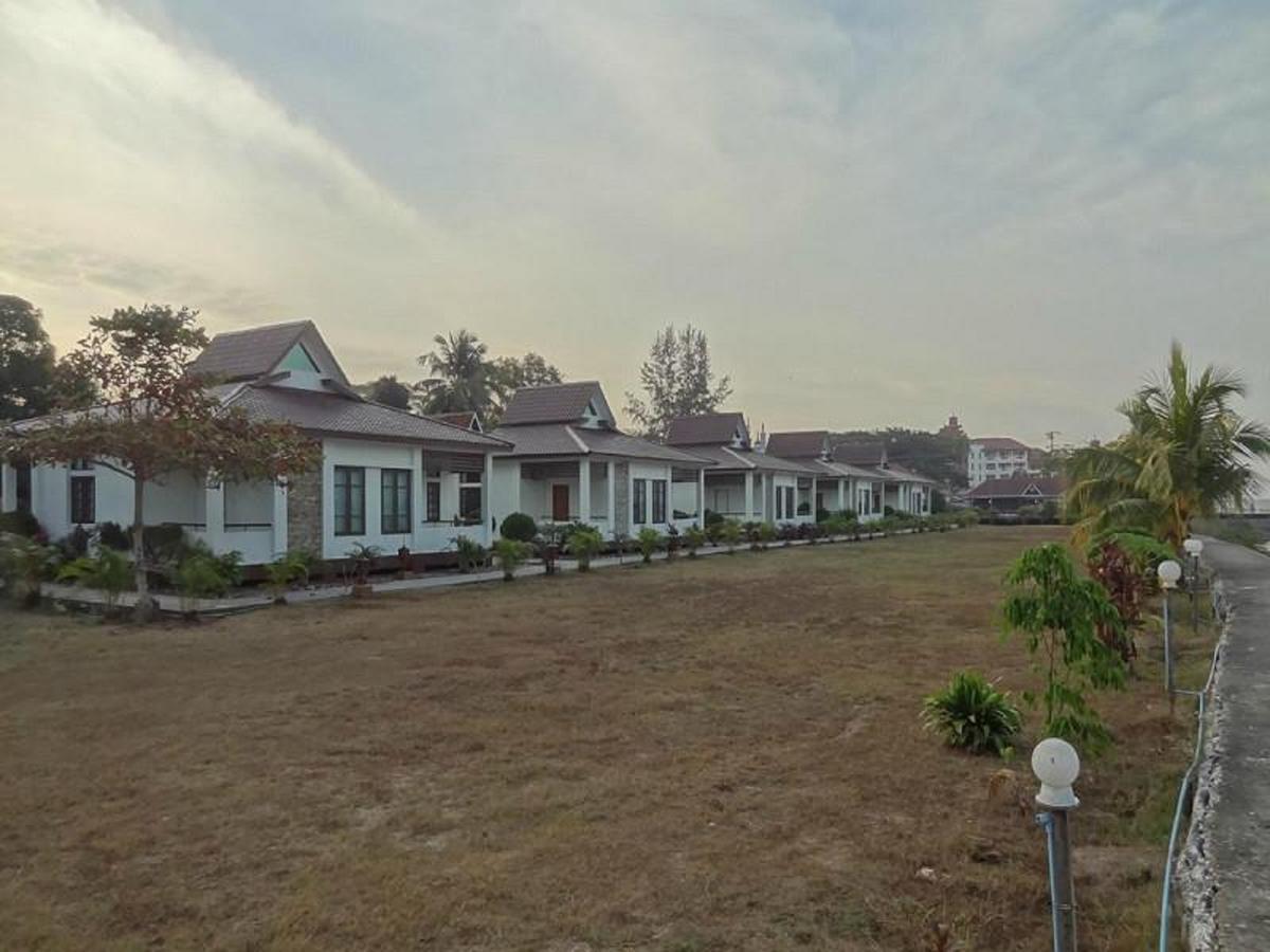 Attran Hotel Mawlamyine Exterior foto